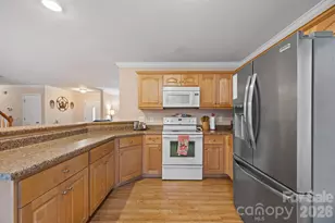 400 Honey Locust Trail, Whittier, NC 28789 - Photo 19