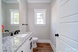 2128 Holly St, Charlotte, NC 28216 - Photo 13