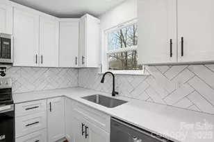 2509 Twin Ave, Gastonia, NC 28052 - Photo 17