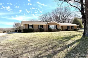 2801 Potter Road S, Waxhaw, NC 28173 - Photo 1