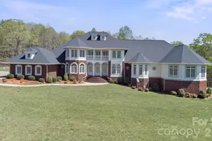 447 Willow Pond Ln, Hiddenite, NC 28636 - Photo 1