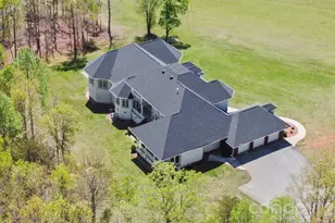 447 Willow Pond Ln, Hiddenite, NC 28636 - Photo 3