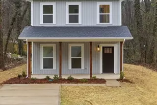 423 Queens Ct, Gastonia, NC 28052 - Photo 1