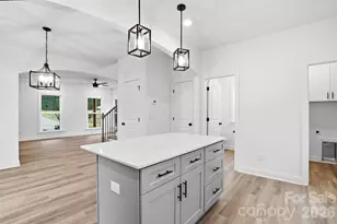 423 Queens Ct, Gastonia, NC 28052 - Photo 15