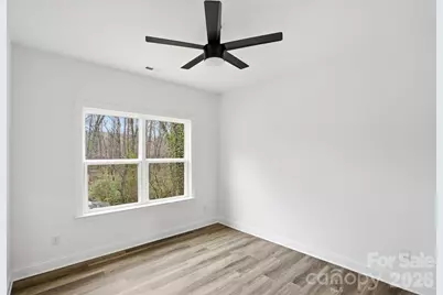 423 Queens Court, Gastonia, NC 28052 - Photo 33