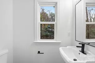 423 Queens Ct, Gastonia, NC 28052 - Photo 17