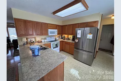 35 Azalea Drive, Spruce Pine, NC 28777 - Photo 13