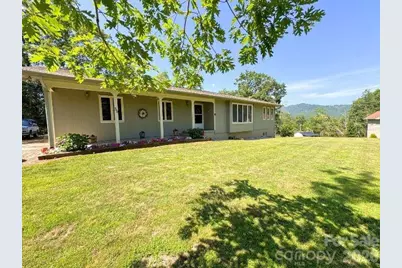 35 Azalea Drive, Spruce Pine, NC 28777 - Photo 1