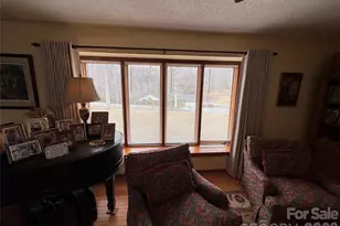 35 Azalea Dr, Spruce Pine, NC 28777 - Photo 7