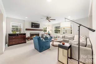 6929 Knightswood Dr, Charlotte, NC 28226 - Photo 3