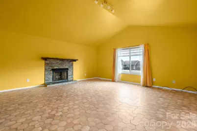 4820 Wordsworth Circle, Conover, NC 28613 - Photo 7