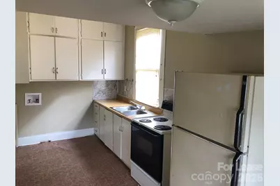 656 E Sharpe Street, Statesville, NC 28677 - Photo 5