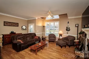 620 Marigold Dr, Kannapolis, NC 28083 - Photo 3