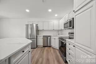 9512 Elizabeth Townes Ln, Charlotte, NC 28277 - Photo 5