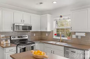 8531 Fox Tail Ln, Huntersville, NC 28078 - Photo 11