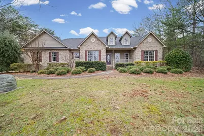426 Pearl Bay Drive, New London, NC 28127 - Photo 1