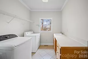 426 Pearl Bay Dr, New London, NC 28127 - Photo 29