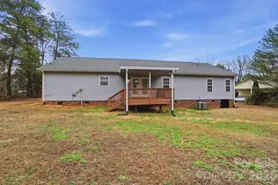 4584 Cherokee Dr, Maiden, NC 28650 - Photo 45