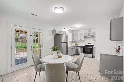 8205 Meadowind Circle, Charlotte, NC 28226 - Photo 11