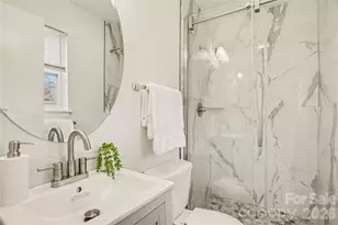 8205 Meadowind Cir, Charlotte, NC 28226 - Photo 17