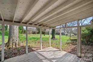 8205 Meadowind Cir, Charlotte, NC 28226 - Photo 23