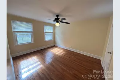 5735 Oak Drive, Charlotte, NC 28216 - Photo 9