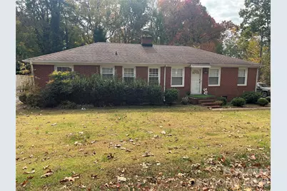 5735 Oak Drive, Charlotte, NC 28216 - Photo 3