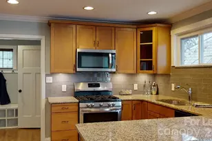 4227 Murrayhill Rd, Charlotte, NC 28209 - Photo 17