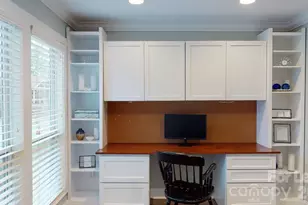 4227 Murrayhill Rd, Charlotte, NC 28209 - Photo 3