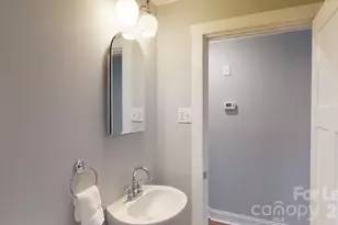 4227 Murrayhill Rd, Charlotte, NC 28209 - Photo 5