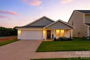 2560 Celestial Dr, Newton, NC 28658 - Photo 1