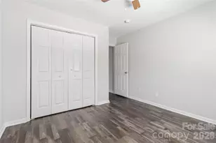 10359 Gold Pan Rd, Charlotte, NC 28215 - Photo 17