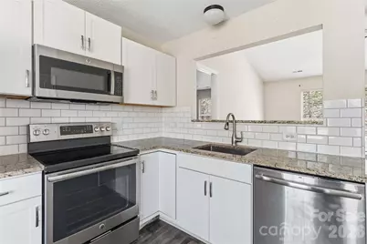 10359 Gold Pan Road, Charlotte, NC 28215 - Photo 11