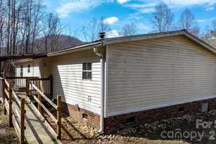 1922 Zacks Fork Rd, Lenoir, NC 28645 - Photo 25