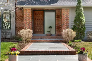 12 Stuyvesant Crescent, Asheville, NC 28803 - Photo 3