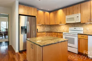 12 Stuyvesant Crescent, Asheville, NC 28803 - Photo 17