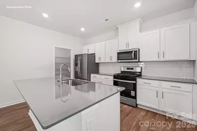 3838 Doughtry Knoll Drive, Charlotte, NC 28215 - Photo 9