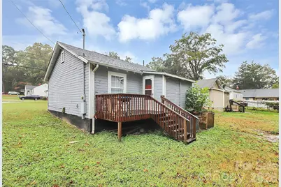 1102 W Davidson Avenue, Gastonia, NC 28052 - Photo 3