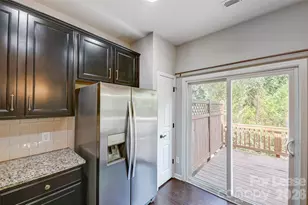 4246 Park South Station Blvd, Charlotte, NC 28210 - Photo 9