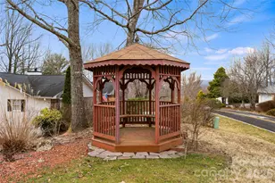 109 Eagle Rock Trail, Hendersonville, NC 28739 - Photo 21