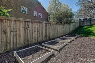 1733 Piccadilly Dr, Charlotte, NC 28211 - Photo 29