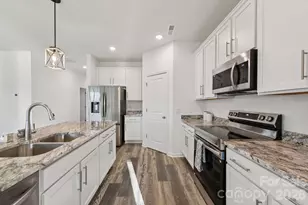 3567 Farmfield Dr, Claremont, NC 28610 - Photo 9