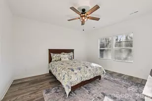 3567 Farmfield Dr, Claremont, NC 28610 - Photo 17