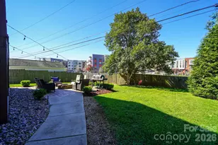 1421 Lyon Ct, Charlotte, NC 28205 - Photo 31