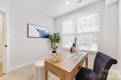 425 Tristram Lane, Charlotte, NC 28205 - Photo 7