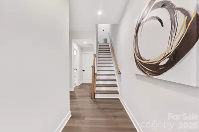 425 Tristram Lane, Charlotte, NC 28205 - Photo 5