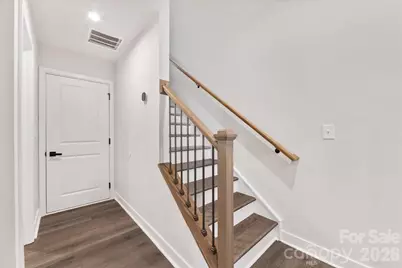 425 Tristram Lane, Charlotte, NC 28205 - Photo 11