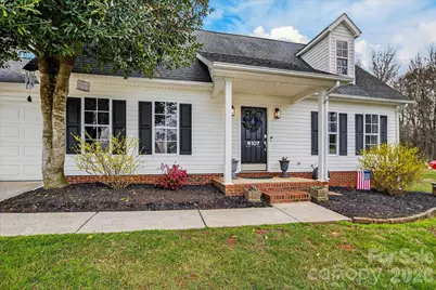 6107 Colchester Lane, Stallings, NC 28104 - Photo 3