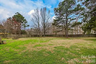 6107 Colchester Ln, Matthews, NC 28104 - Photo 31