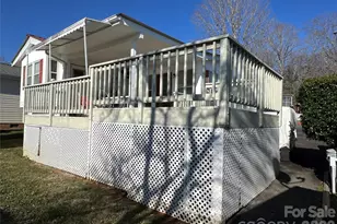 182 Marina Dr, New London, NC 28127 - Photo 31